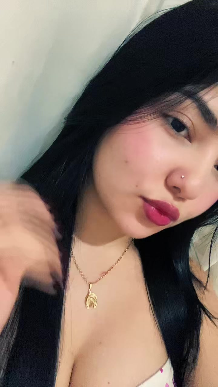 @𝑪𝒂𝒓𝒐𝒍𝒊𝒏𝒂💋