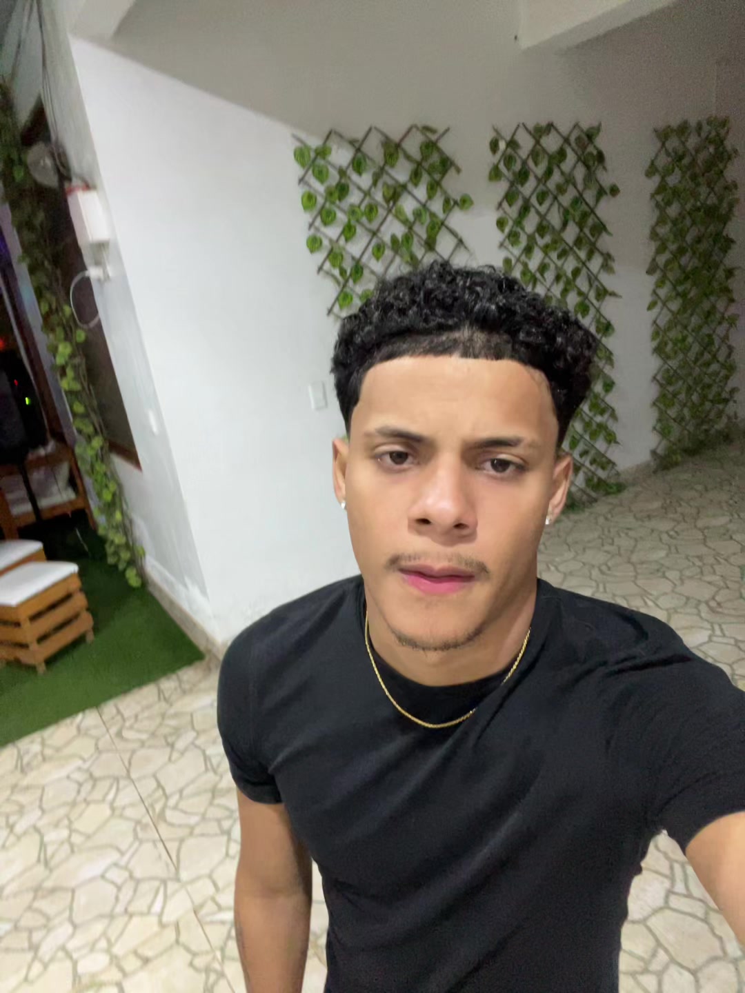 @Soyalejandro