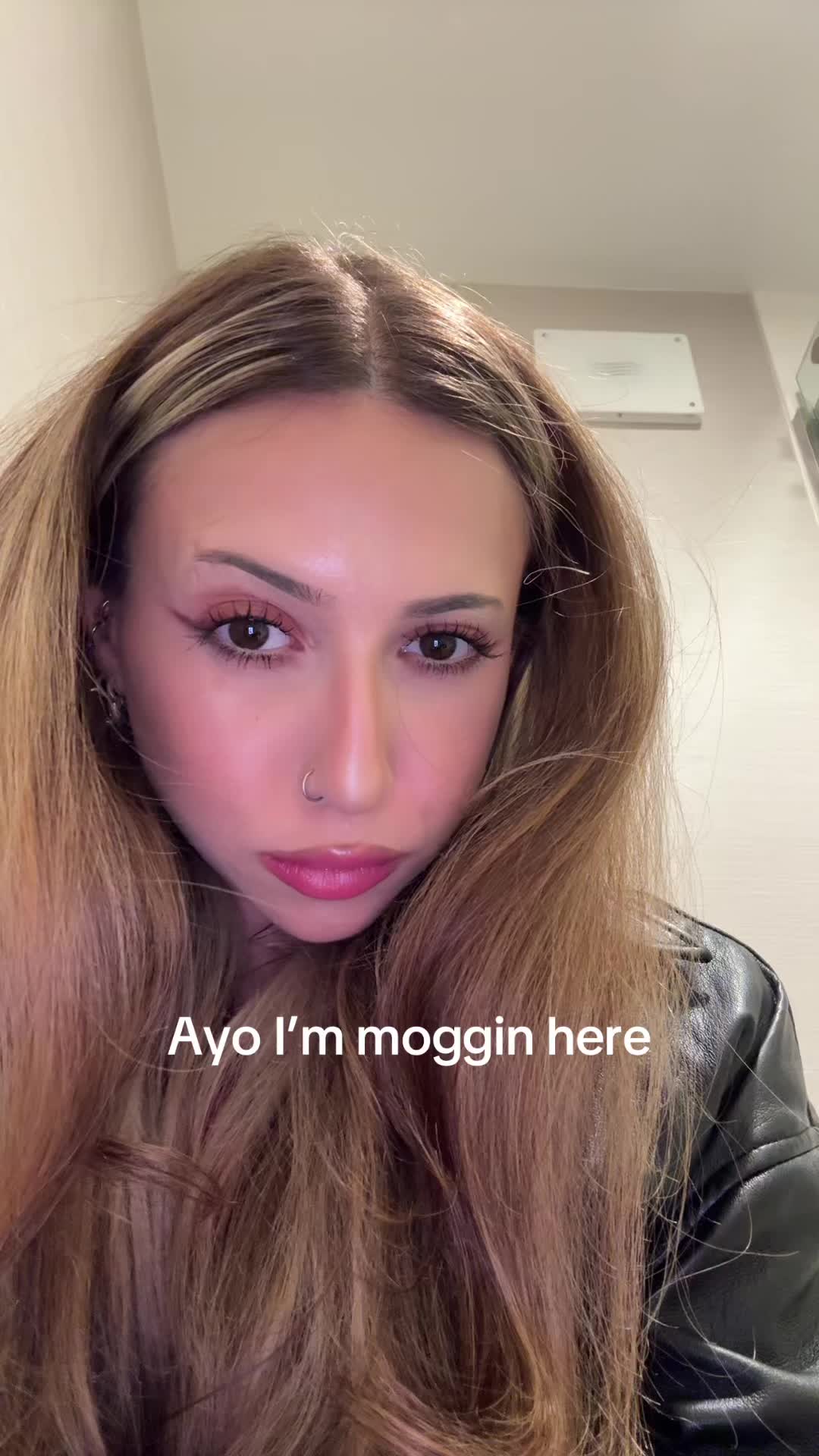 @Noneya