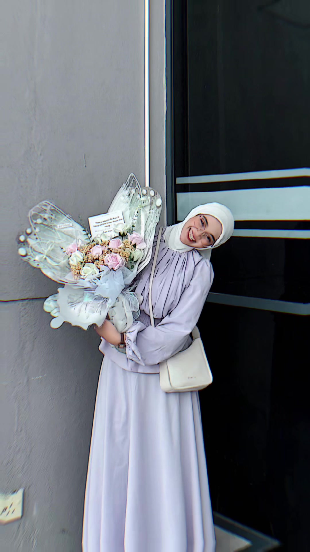 @amirawrr~