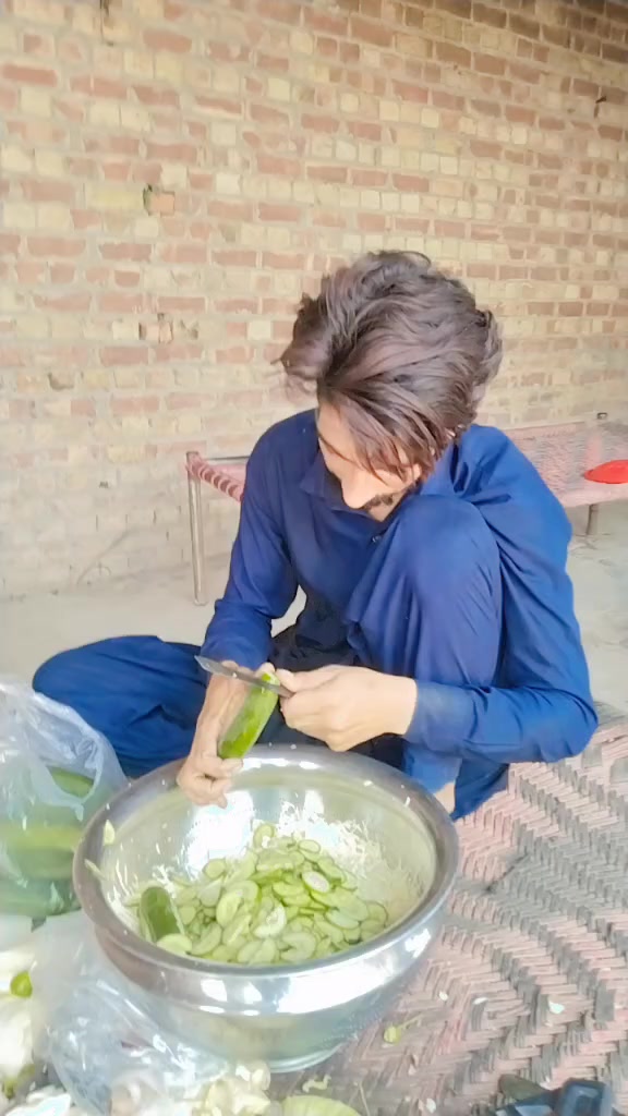 @SAIM GOLDY 💔🥹