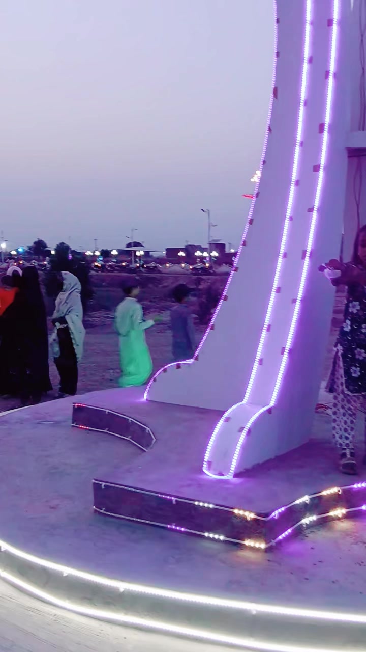 @Lala Tahir jalalpuri