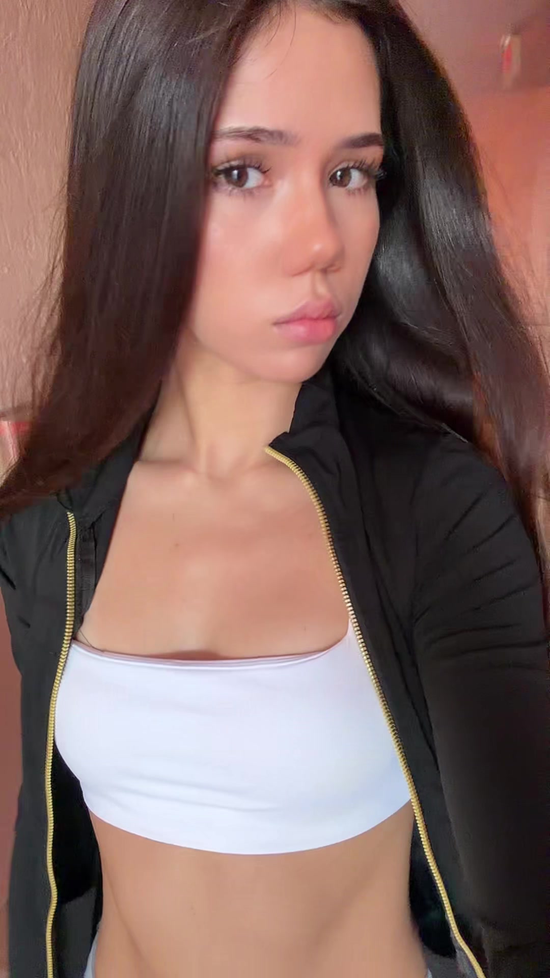 @dominichka