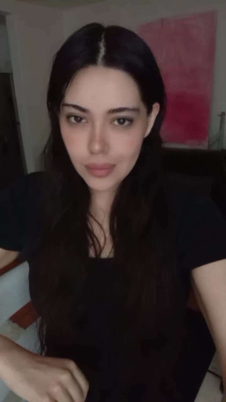 @Anzhelina Georgina