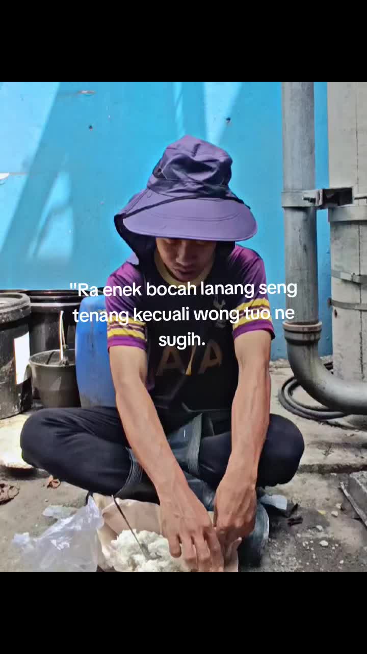 @D Y O