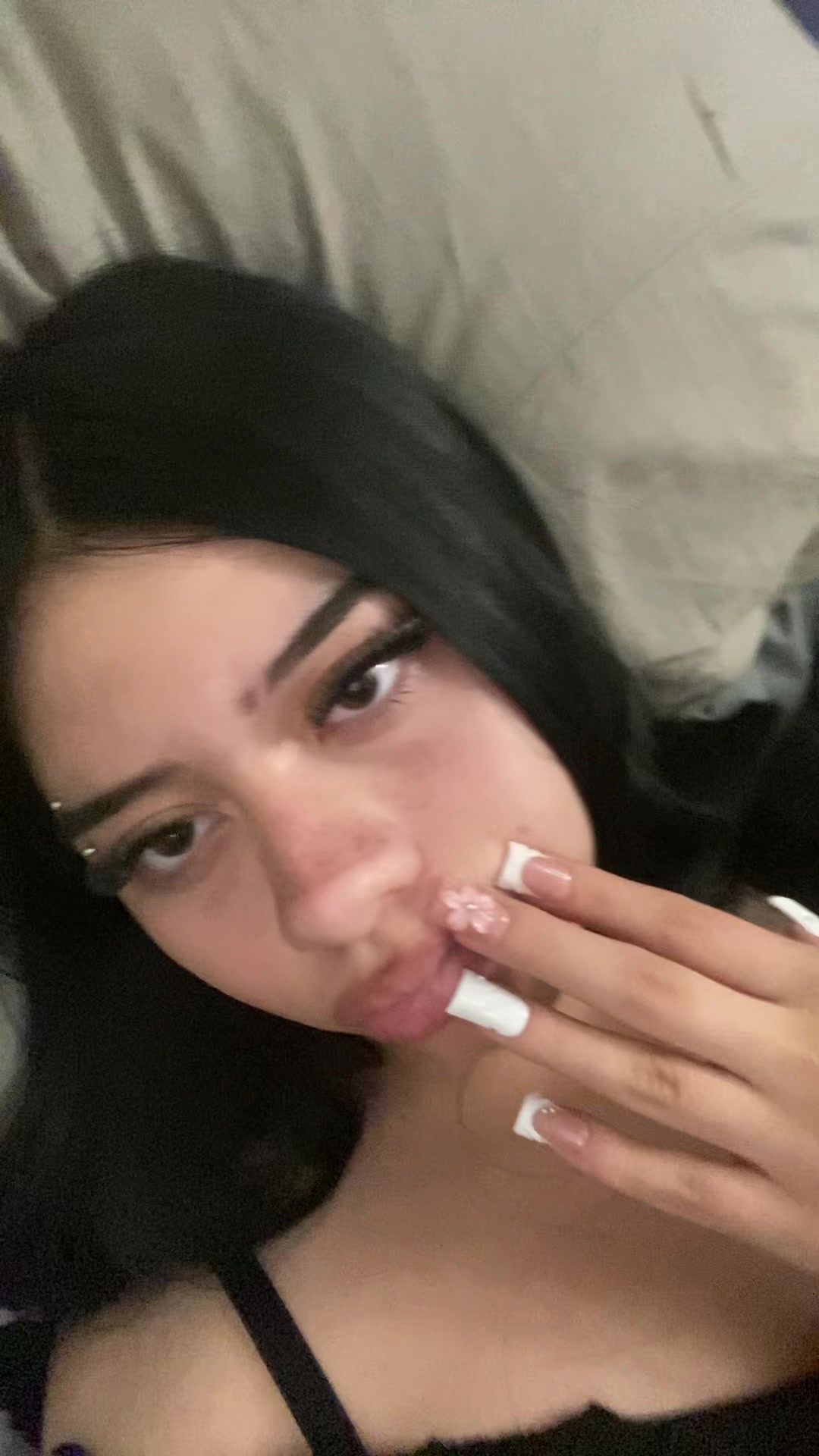 @️
