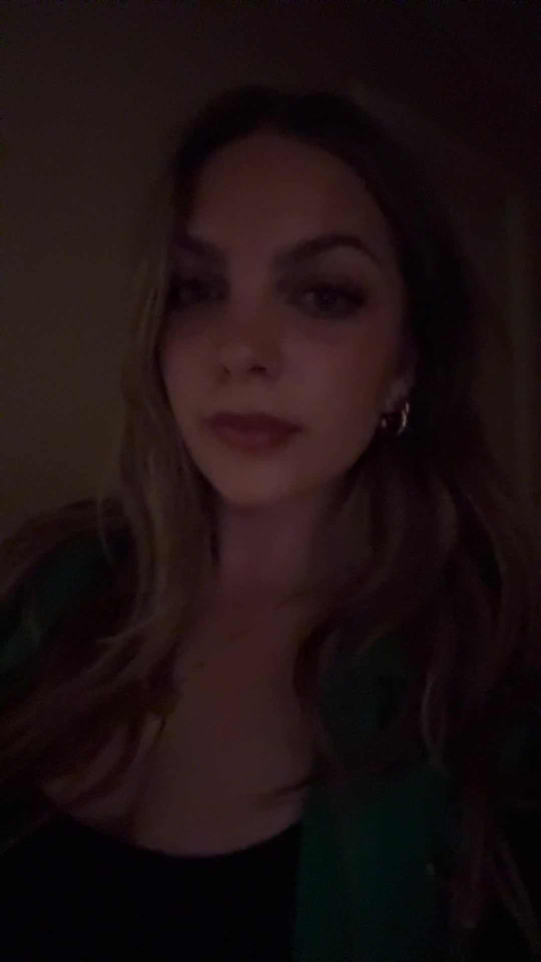 @Liv_2