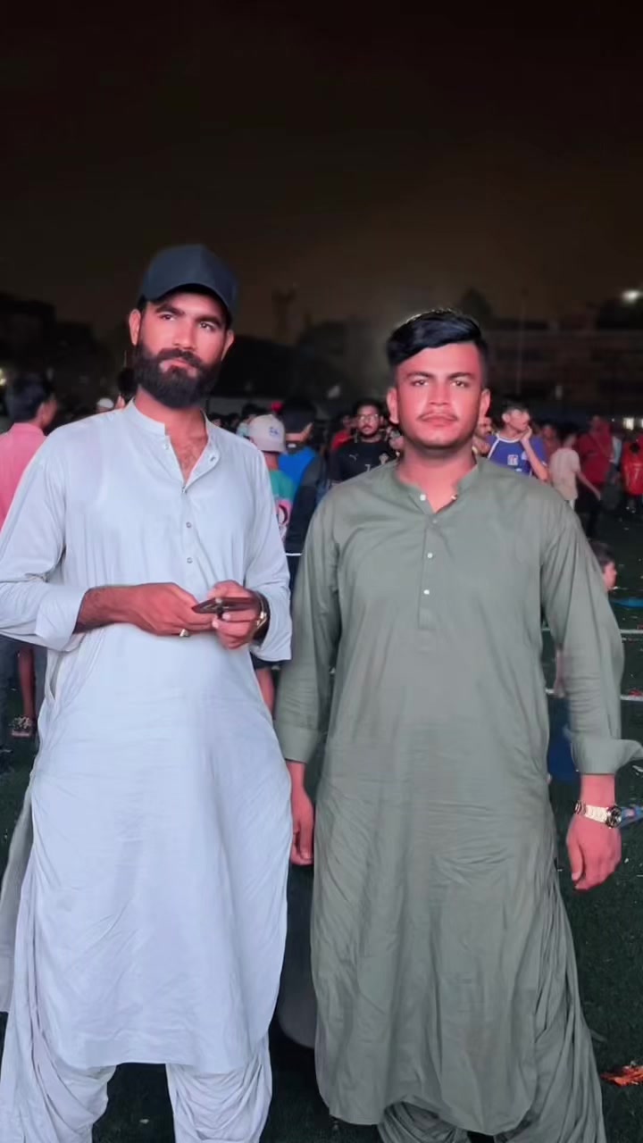 @SYED AYAZ SUMALANI🫶
