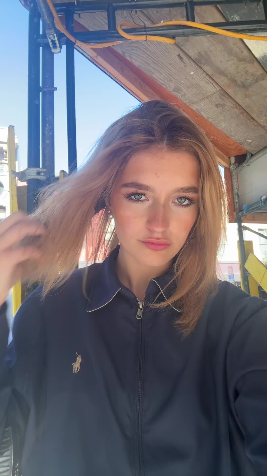 @ilovemariawithoneI
