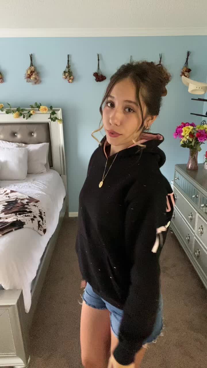 @Jazmin Lopez 🎀