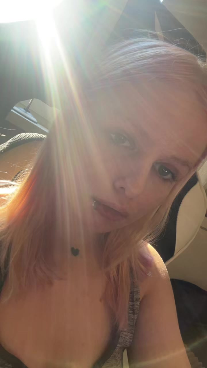 @whoisronnimr
