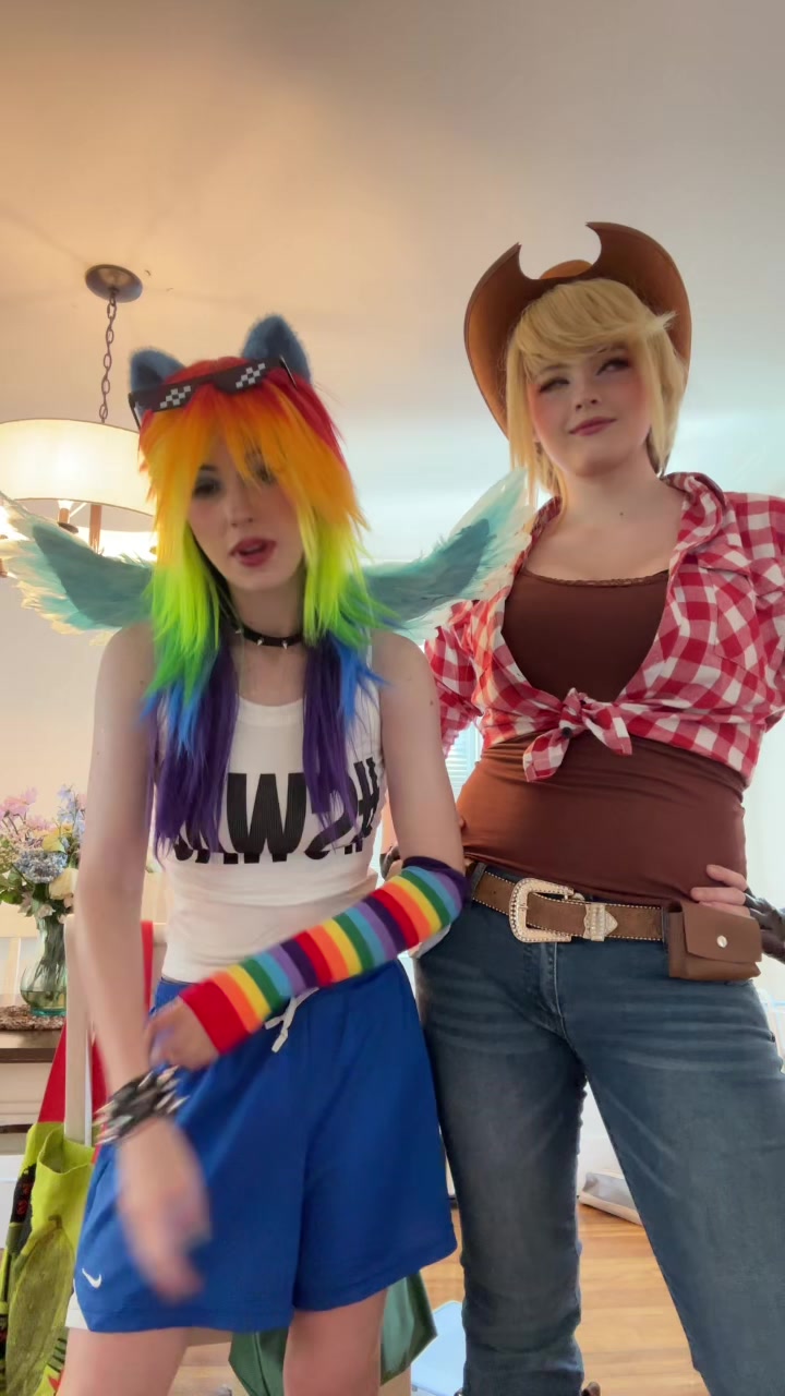 @Blaze_Cosplayz
