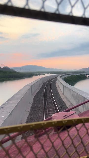 @elsr.deltren