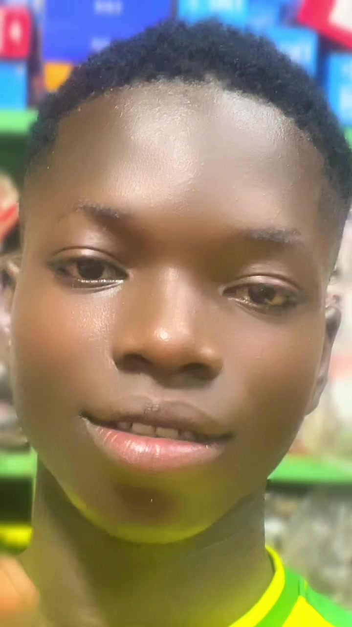 @𝙇𝙀 𝙍𝙊𝙄 𝙏𝙐𝙏𝙊 ✅
