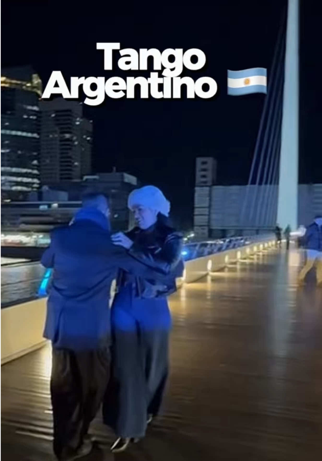@Lady García