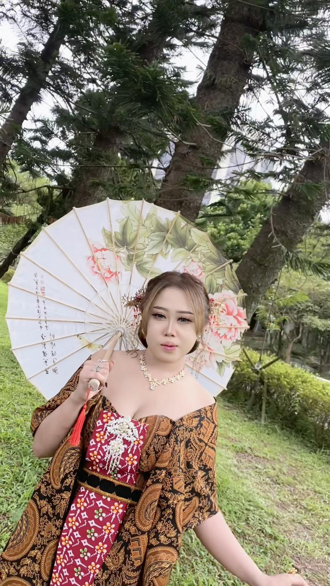 @FB : BRIGITA (Mbak yeni)