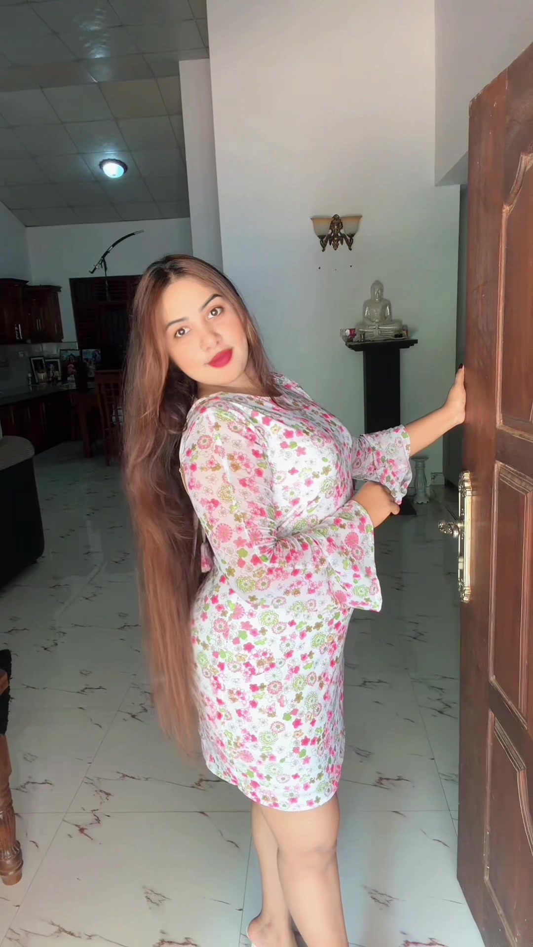 @𝐀𝐩𝐬𝐚𝐫𝐚𝐯𝐢🌻
