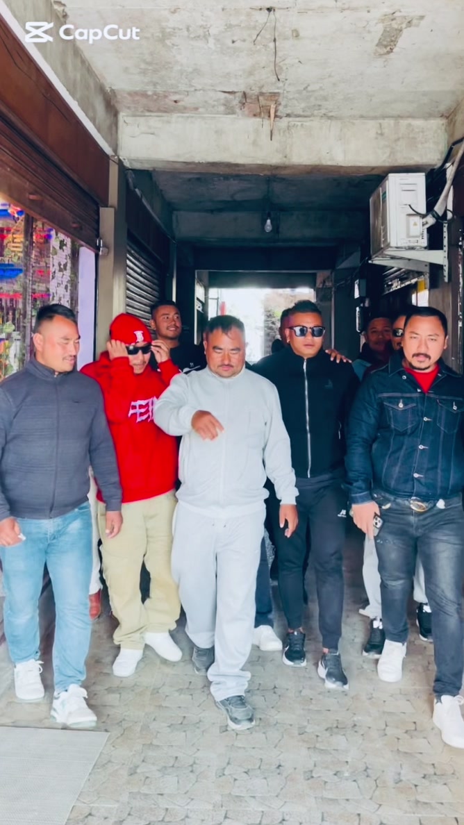 @एलेक्स मगर 🇳🇵