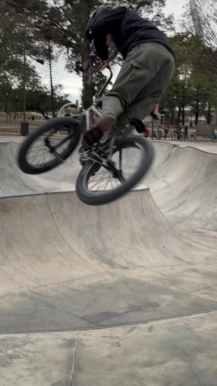 @BMX