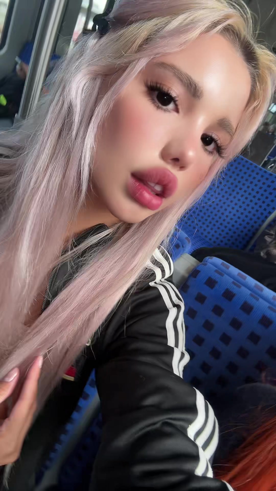 @krankebarbie