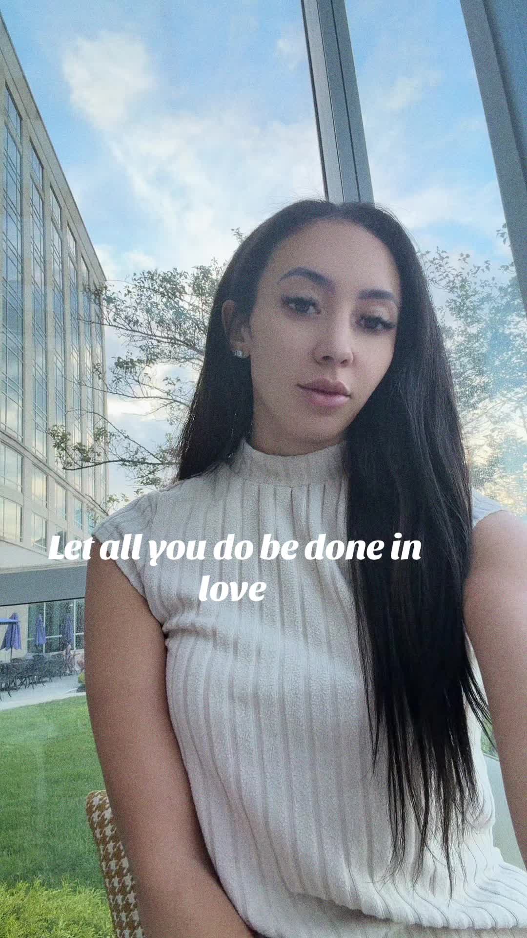 @auriauna