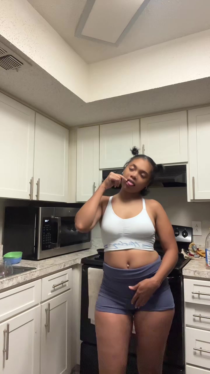 @Tee