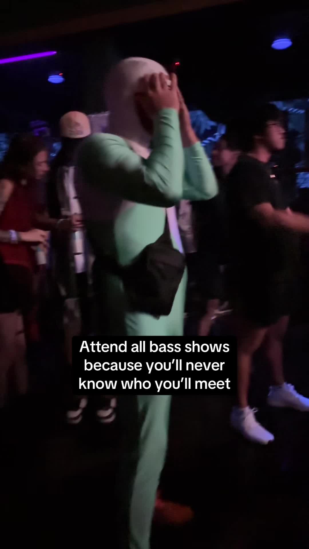 @Riv