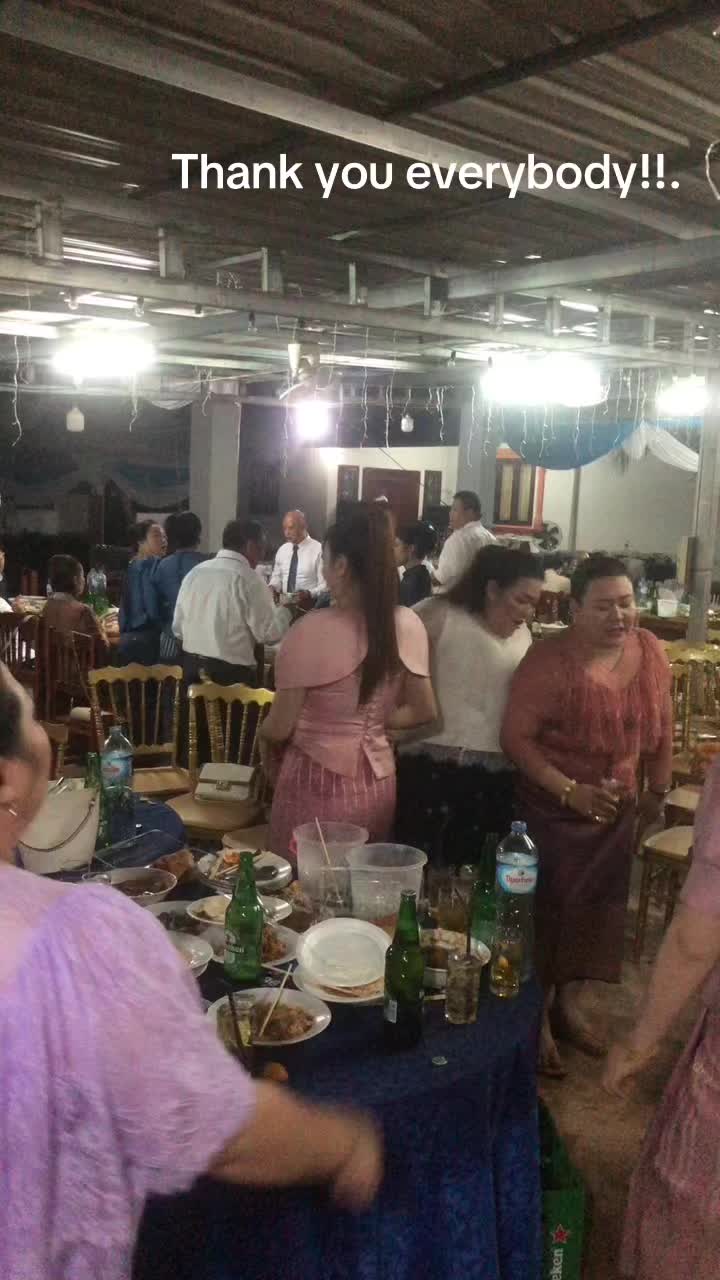 @ແກ້ວສະເດັດ ສິບຫົກໂຕ