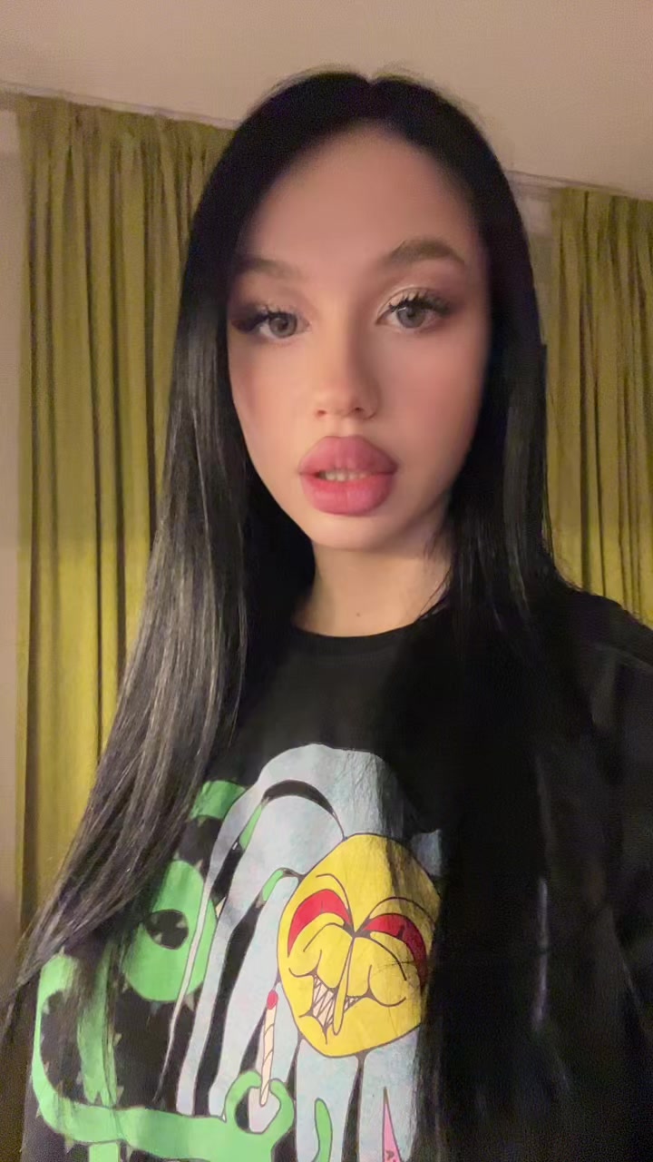 @Lolilol_l🍼