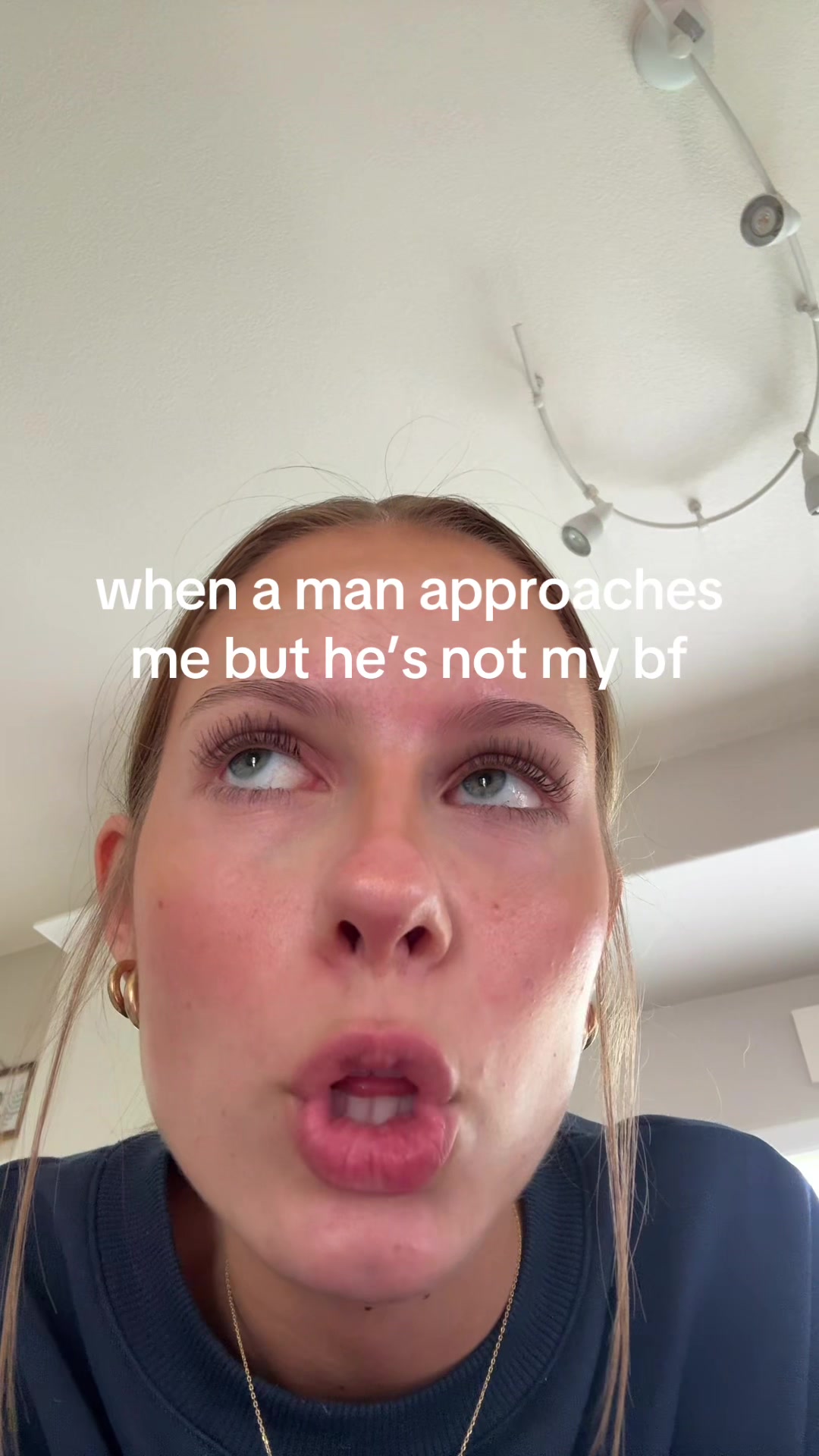@izzietriesherbest