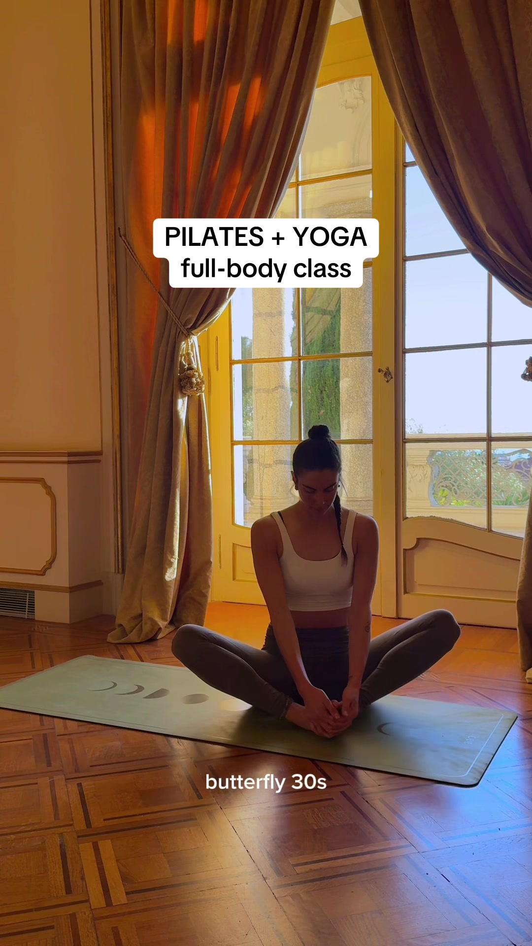 @Sara | Yoga & Pilates teacher