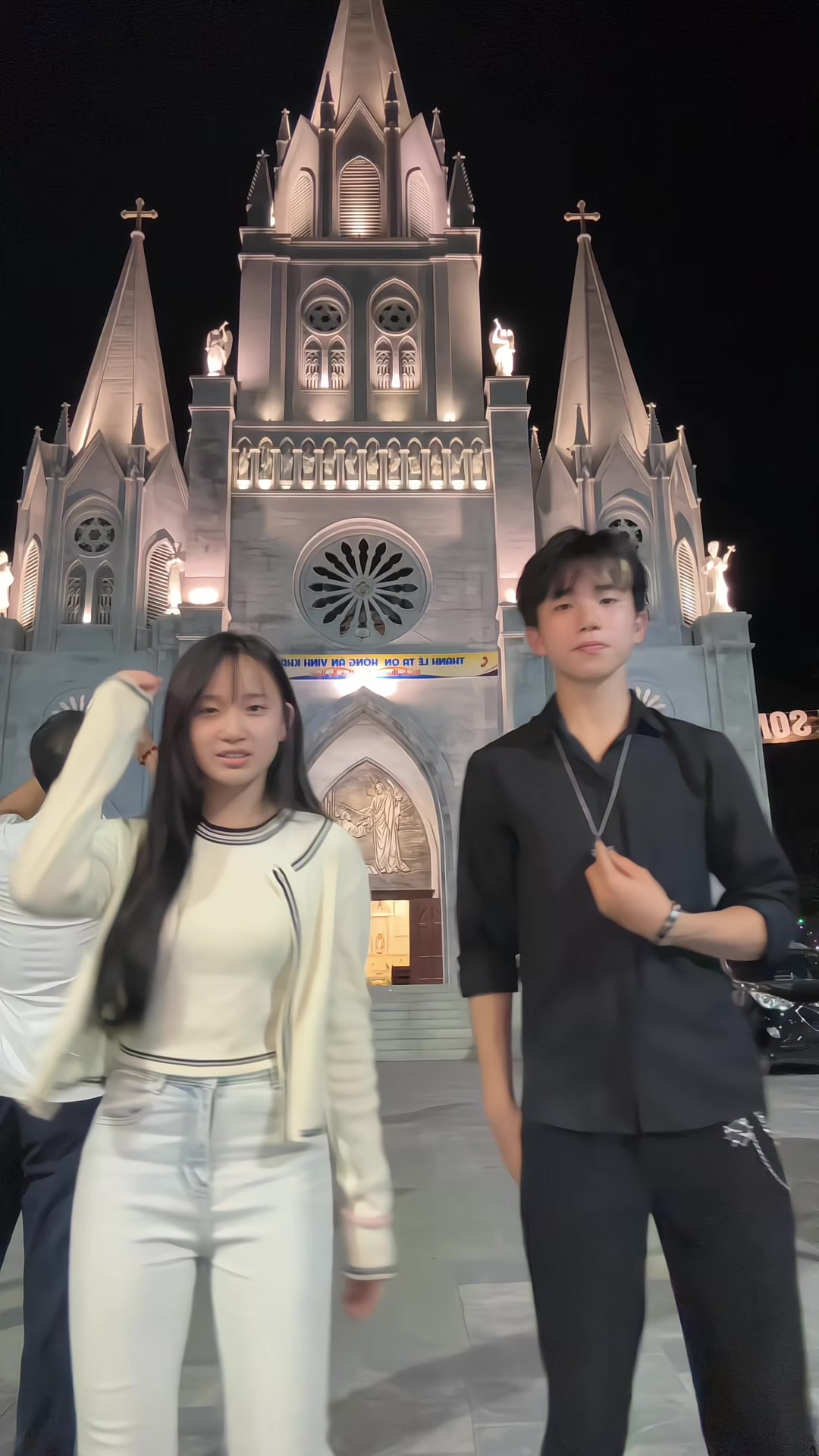 @Thương Ho&agrave;ng