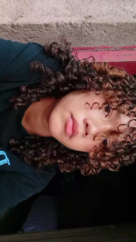 @LORE🧚♀️