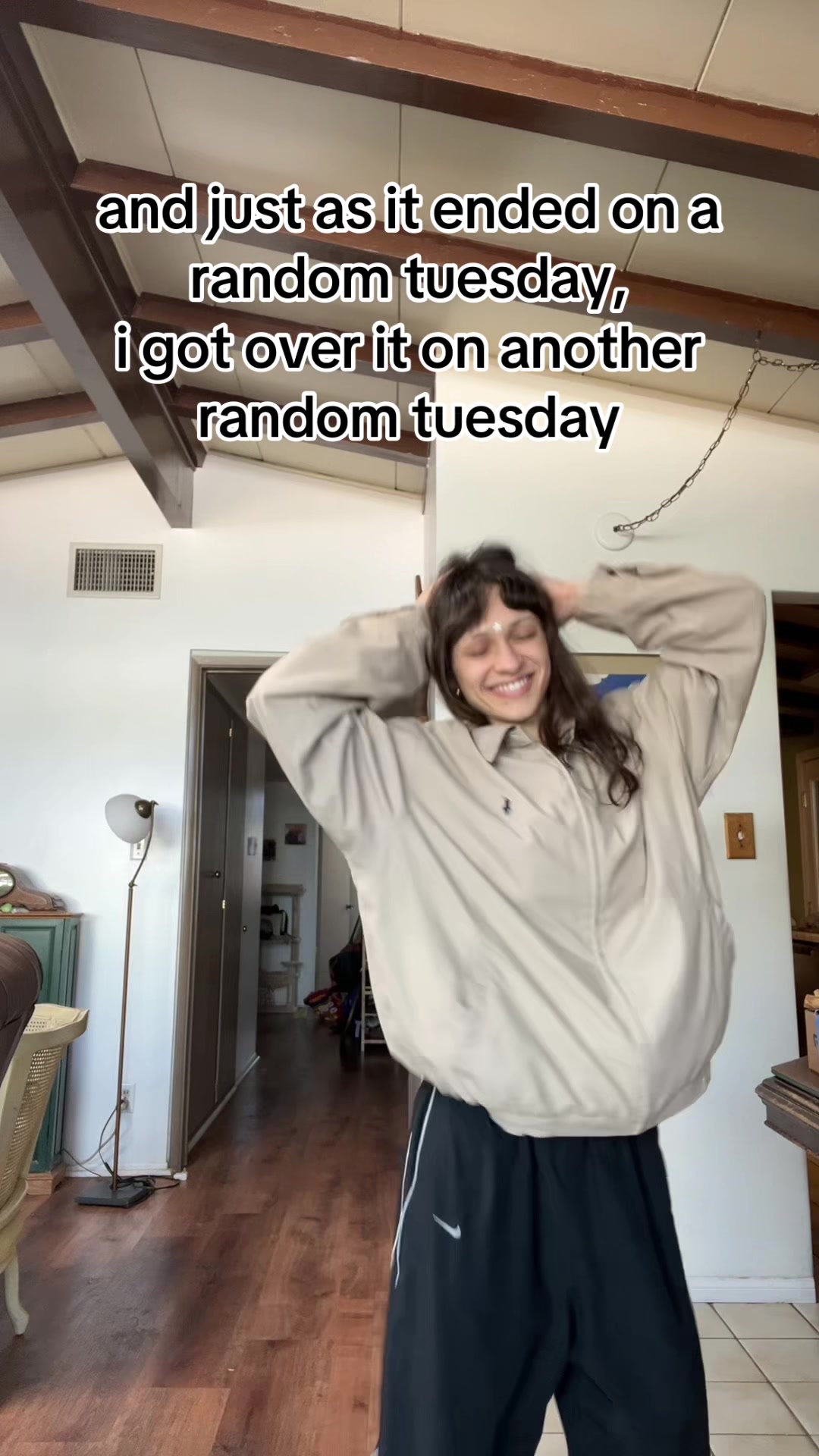 @dylantroesken