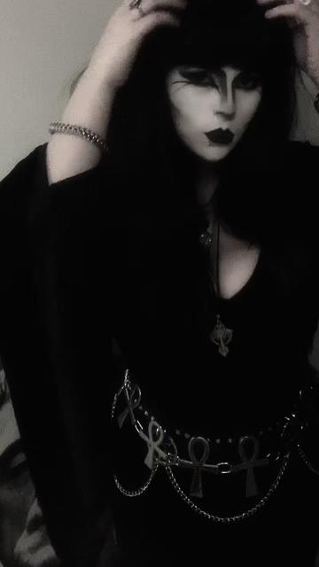 @Crazy_kenna.cos5150