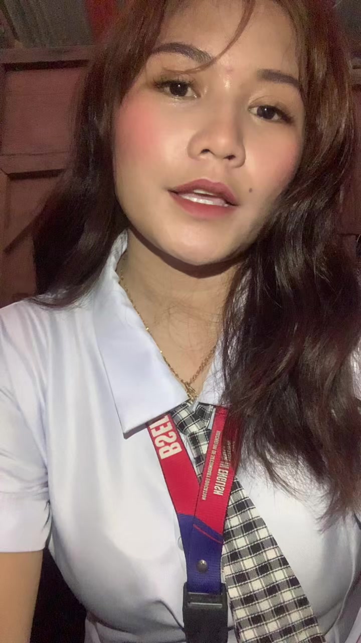 @🦋