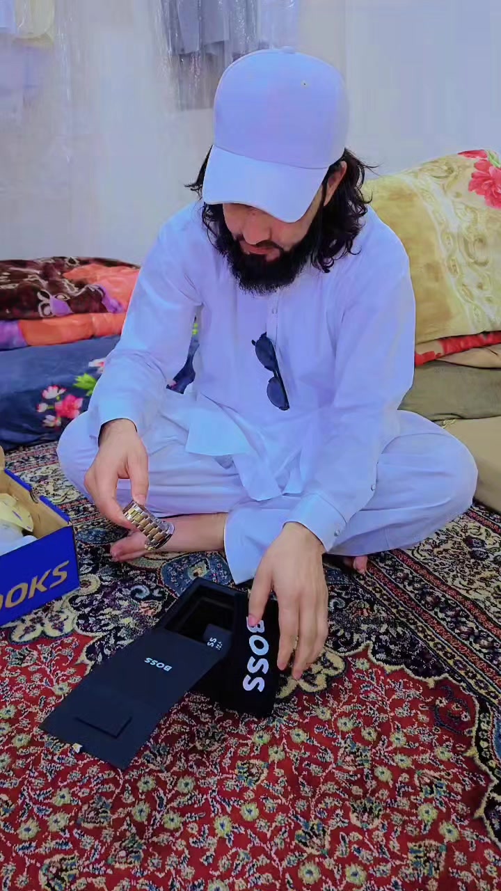 @QAZI 2618181