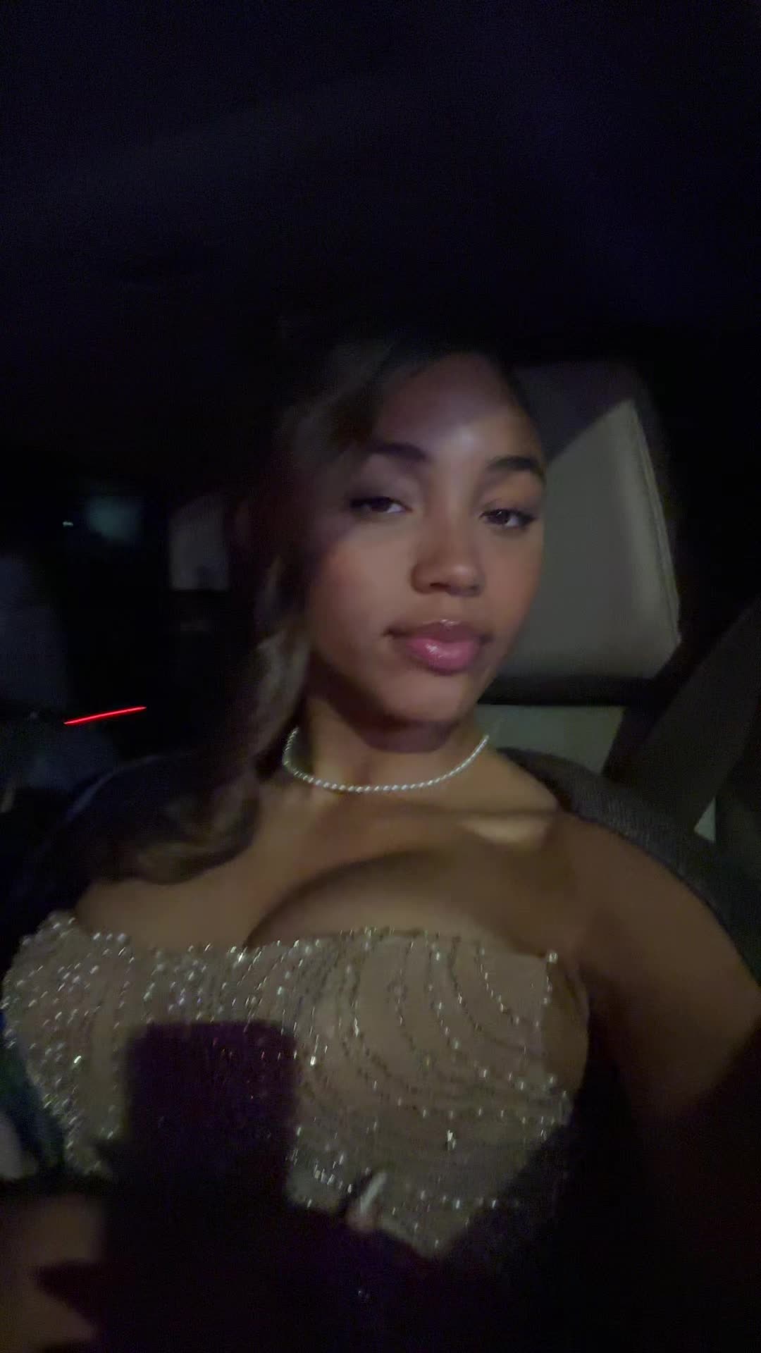 @jalieelenaa ❦