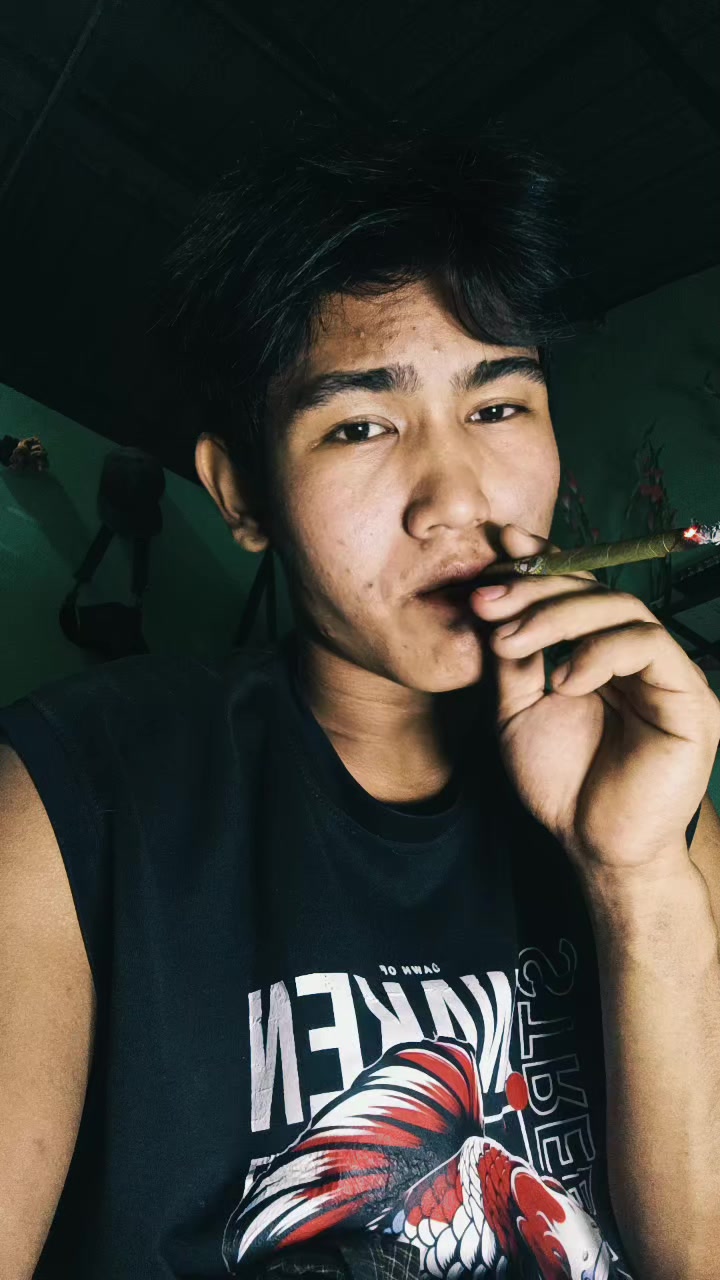 @đ K. M. P.đ