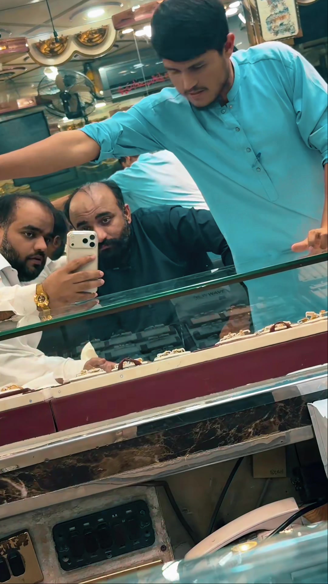 @اکرام kingson