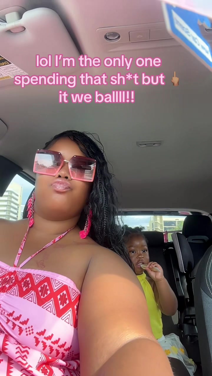 @Lady_.Desi