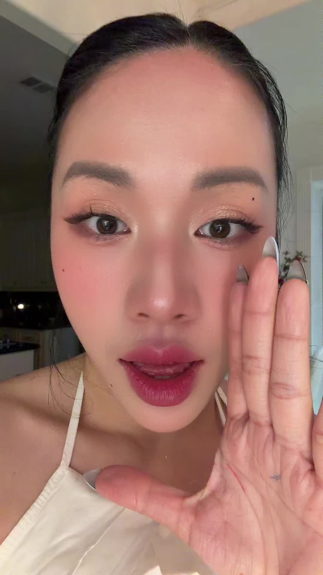 @Mi Nơ