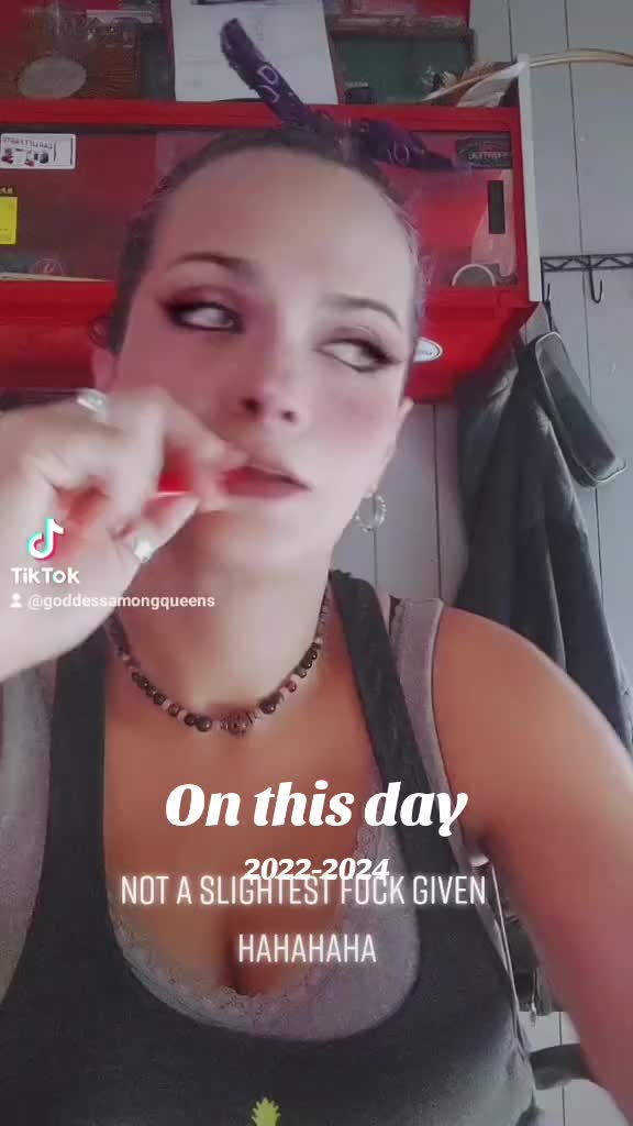 @QueenBeetheRealest1