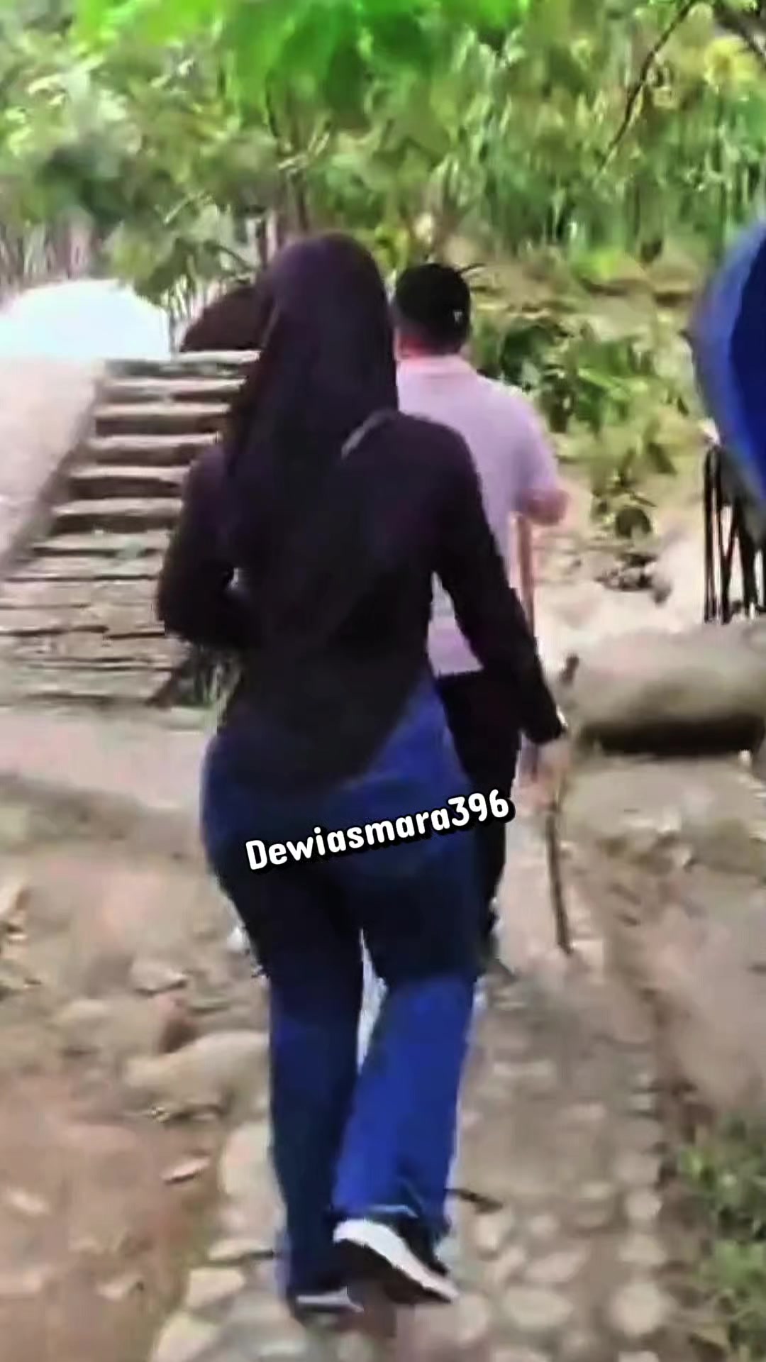 @DEWIasmara396