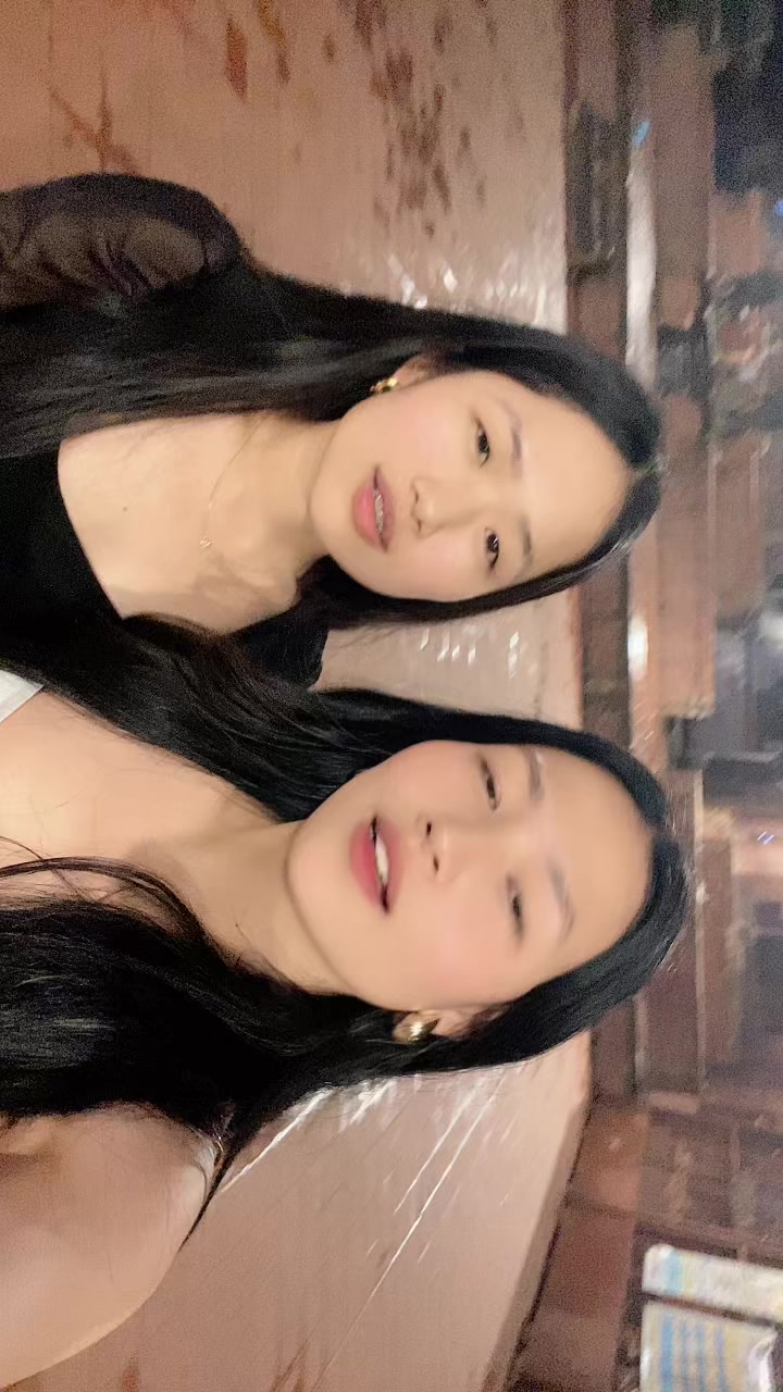 @🕷️