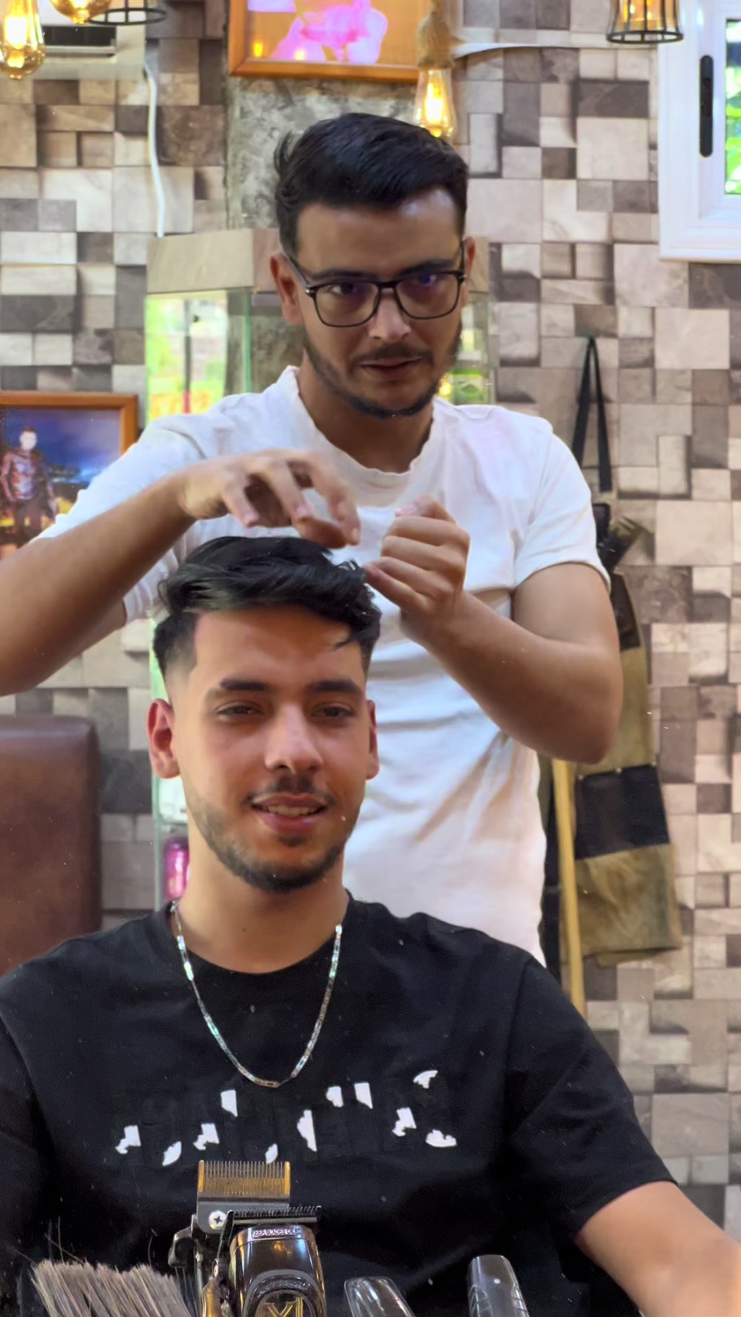 @Salon Of Achille