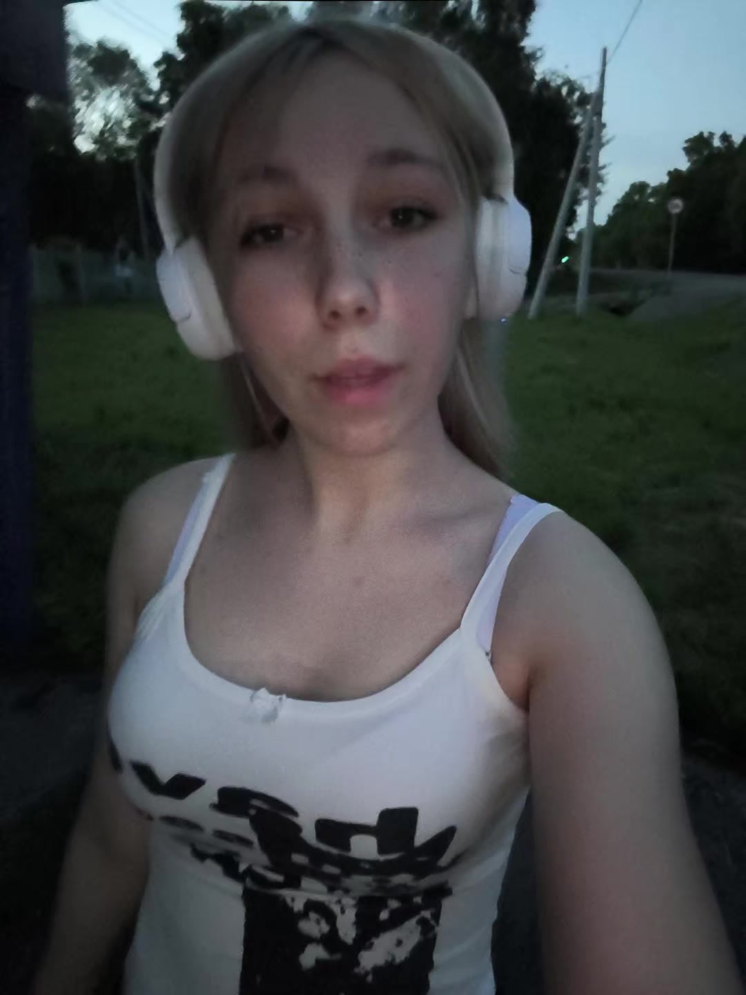 @Дина