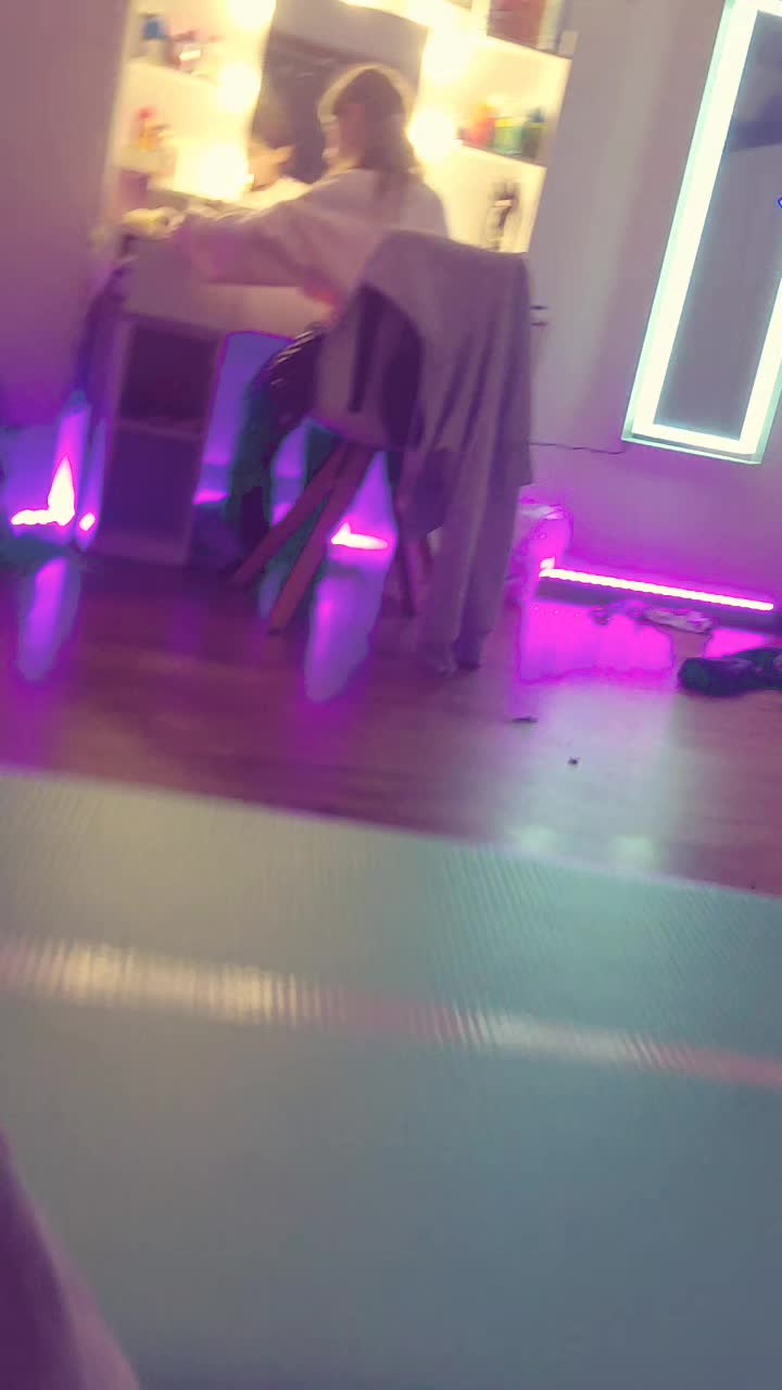@zoeyzo