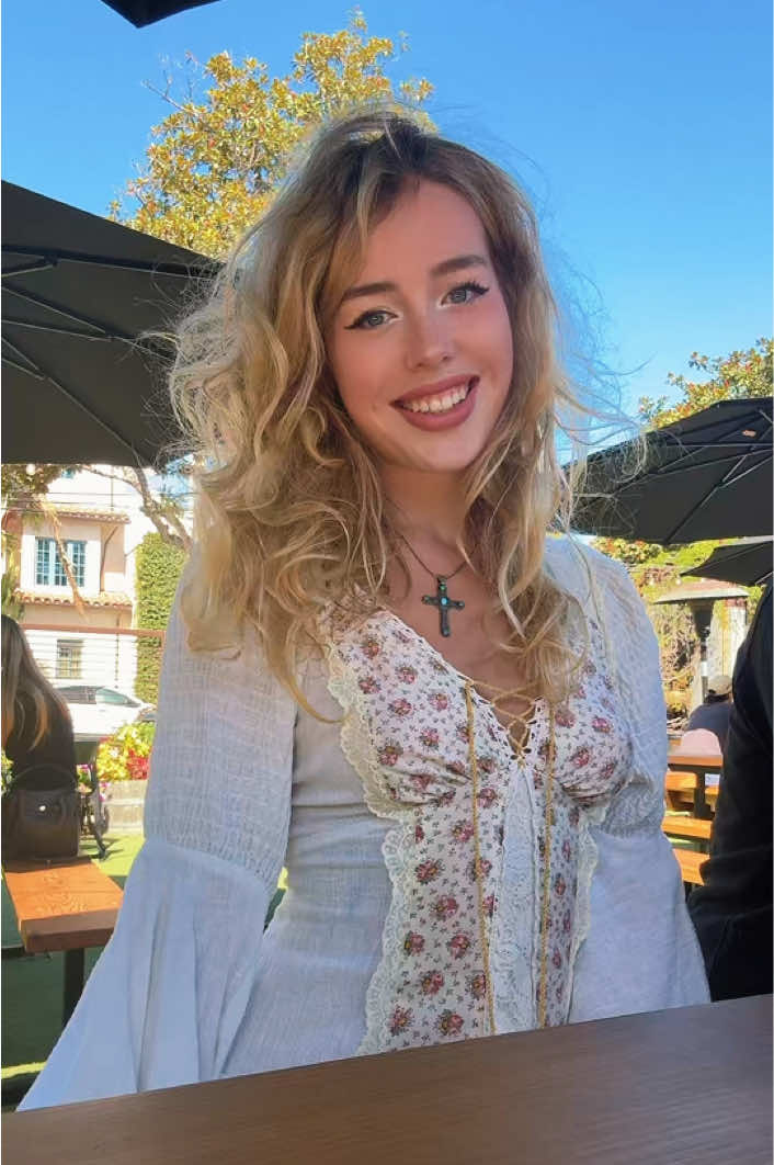 @buttonnosebunny