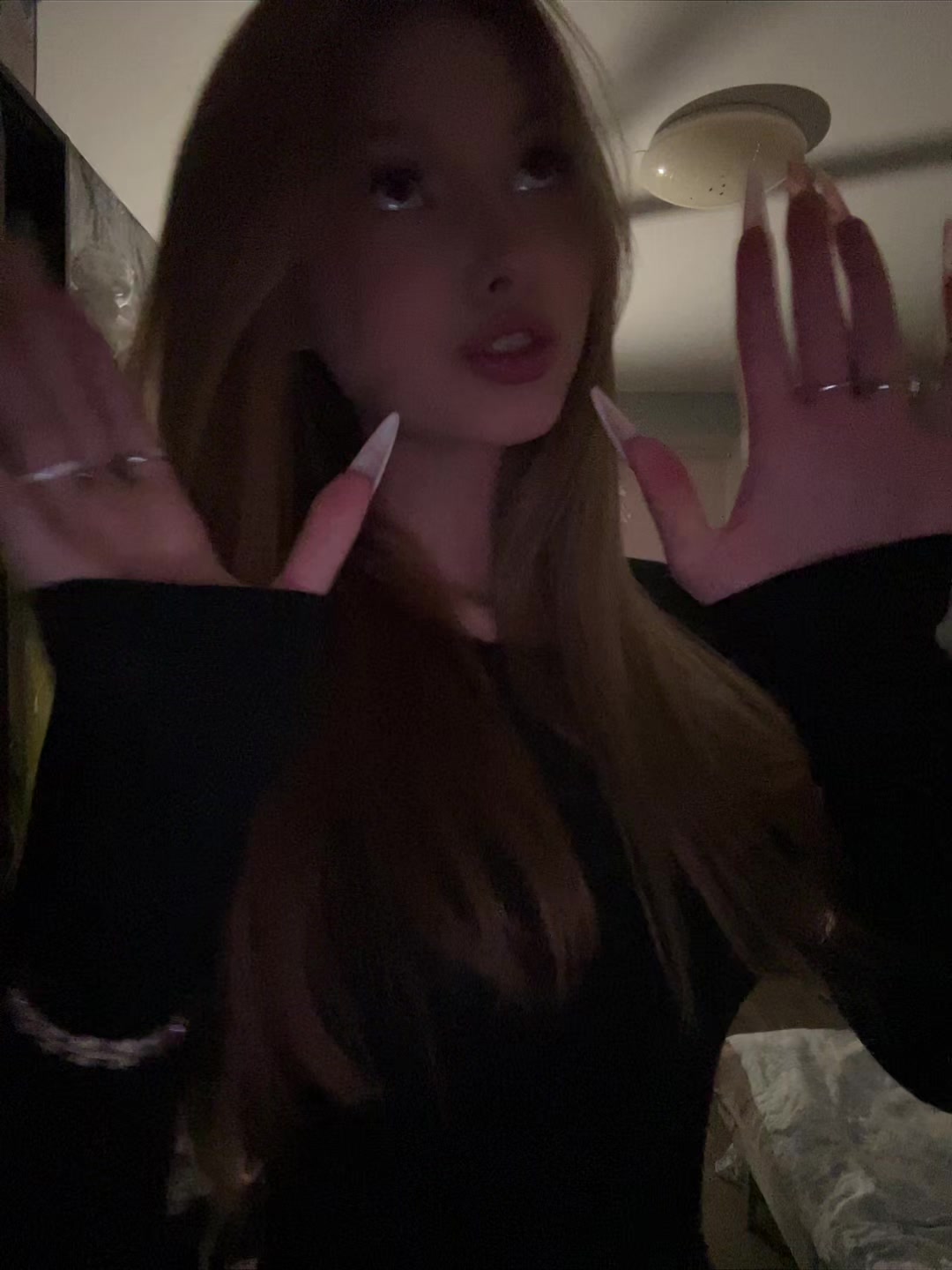 @Lizunya🎀